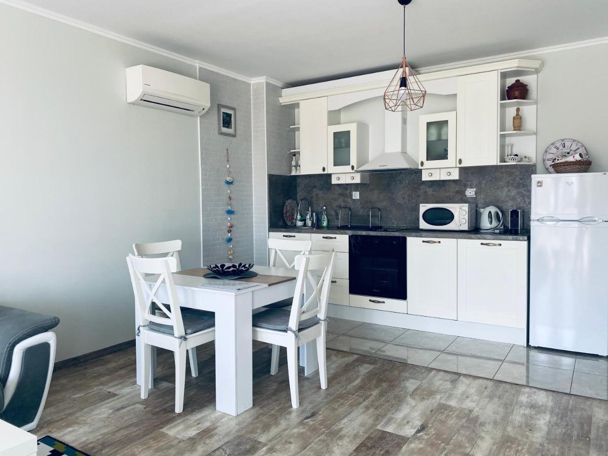 Apartments In Complex Sunny Island Deluxe Chernomorets Luaran gambar