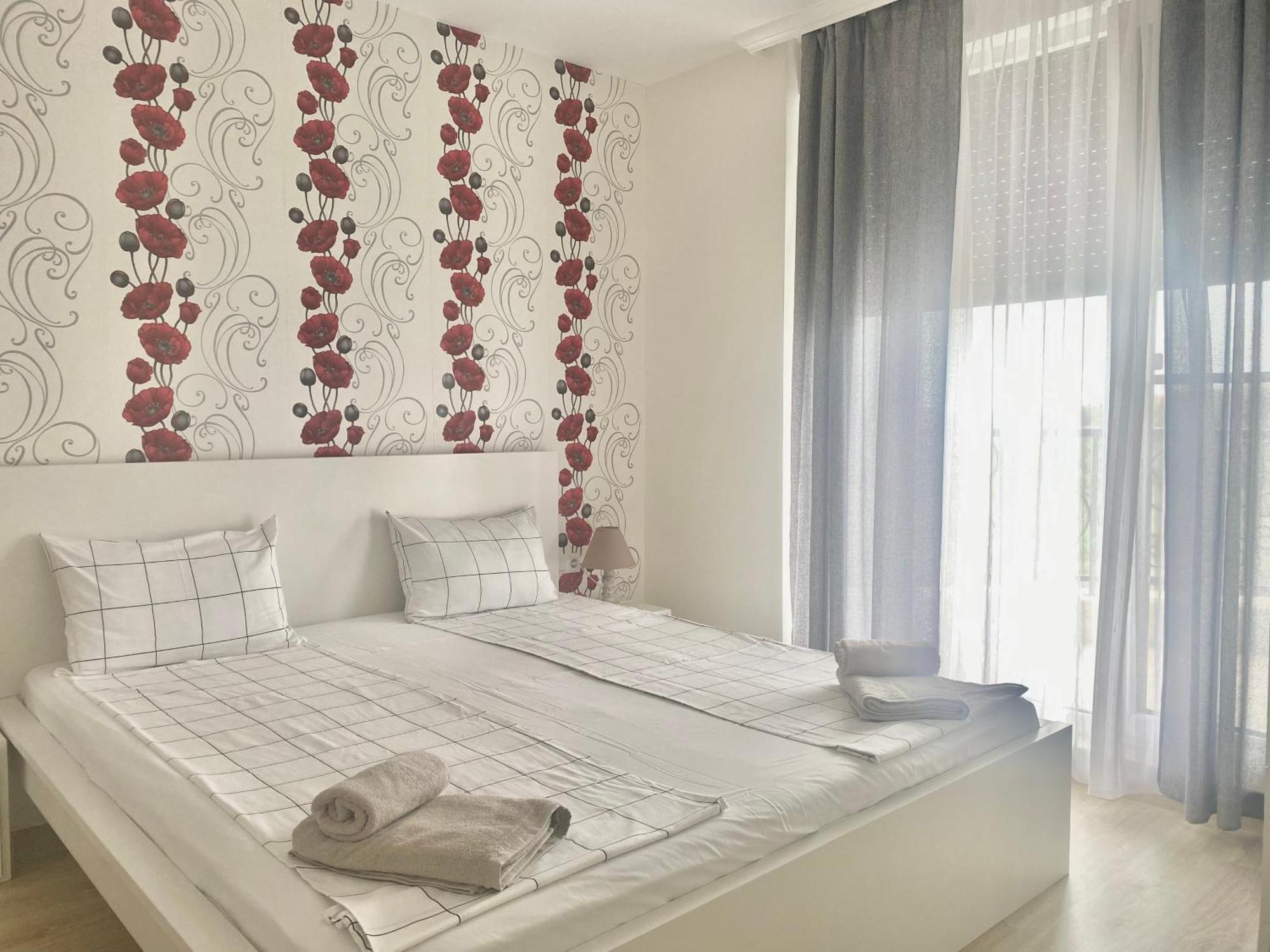 Apartments In Complex Sunny Island Deluxe Chernomorets Luaran gambar
