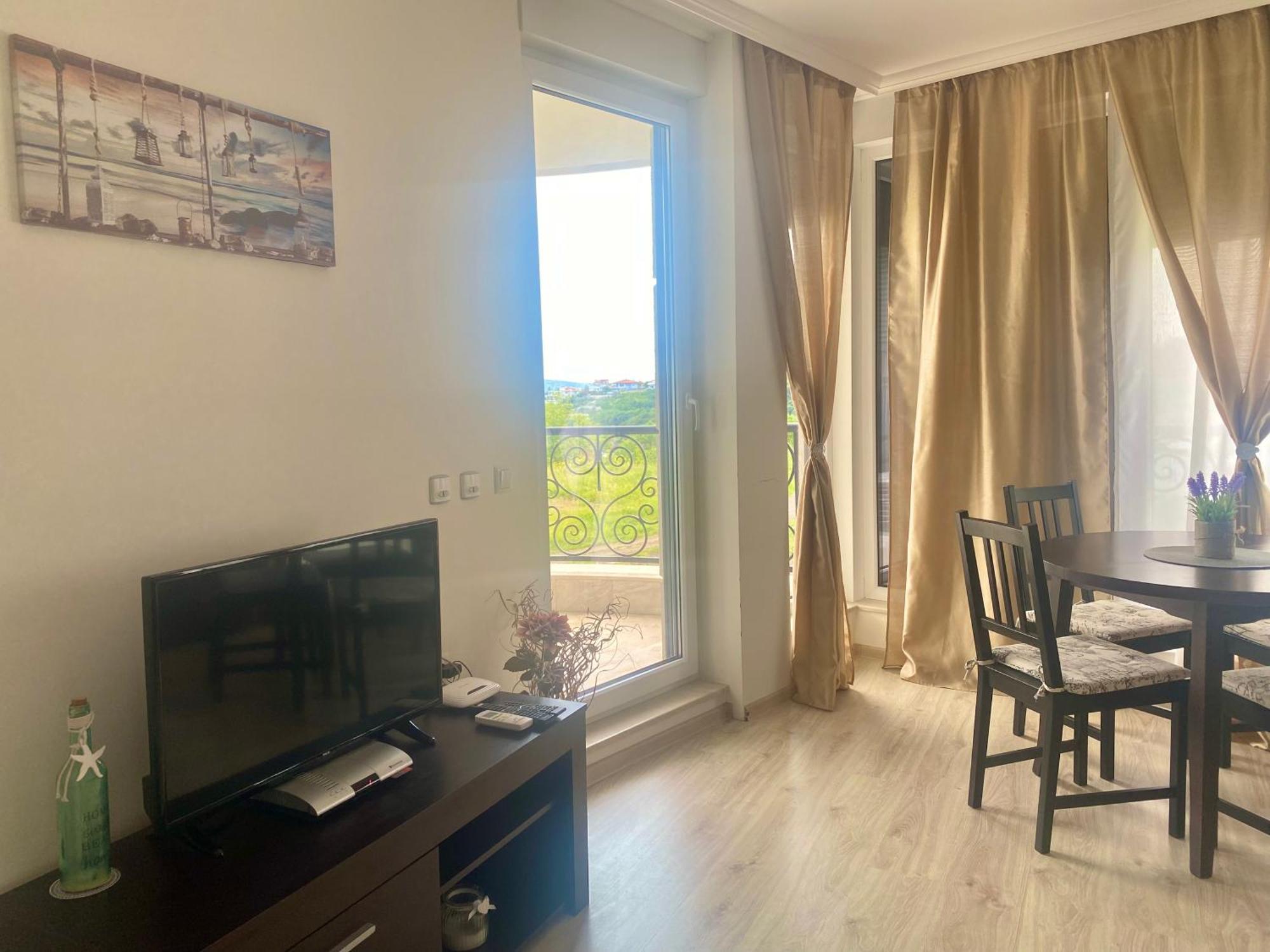 Apartments In Complex Sunny Island Deluxe Chernomorets Luaran gambar